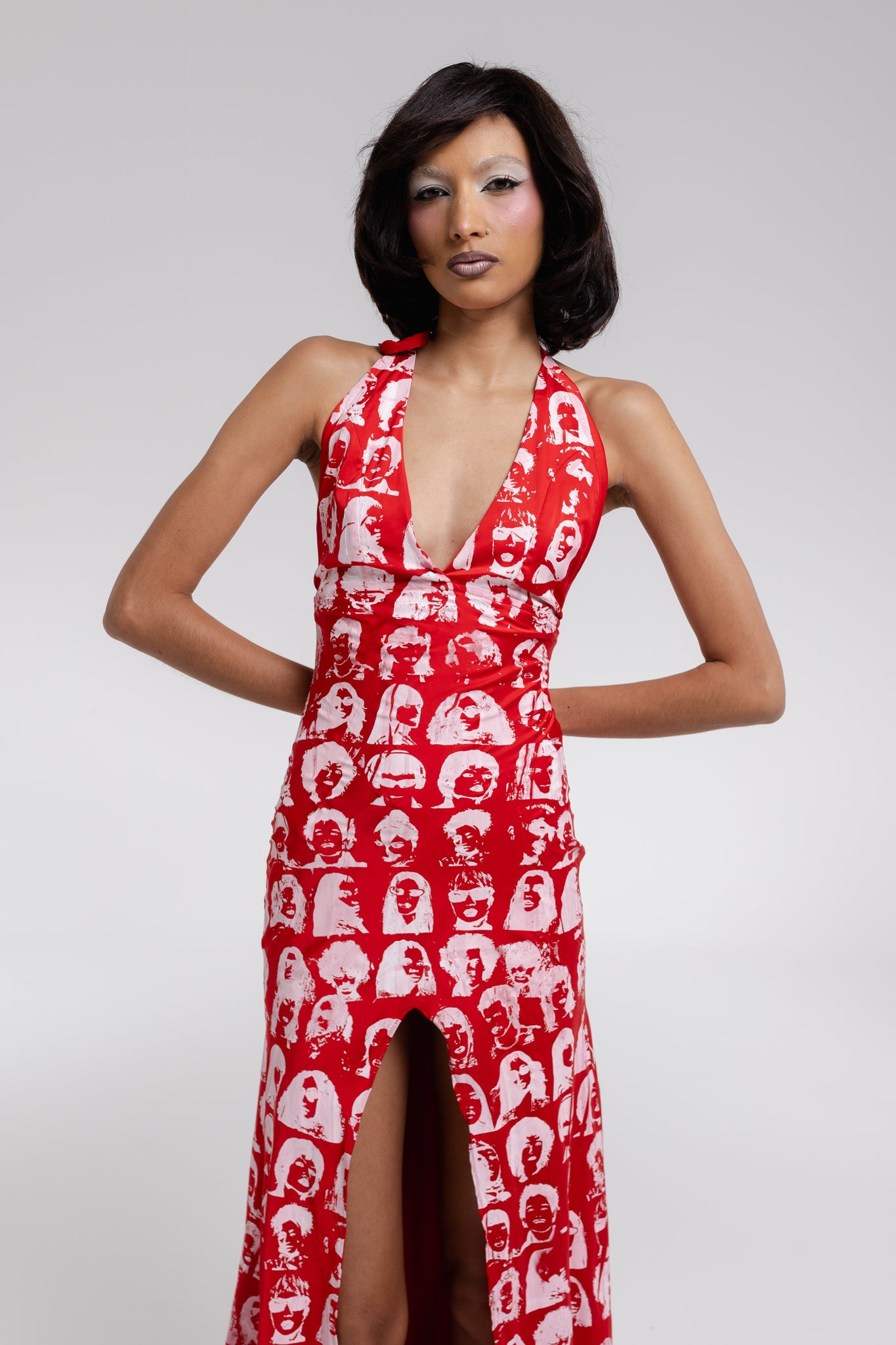 Vestido Calda Cetim Vermelho