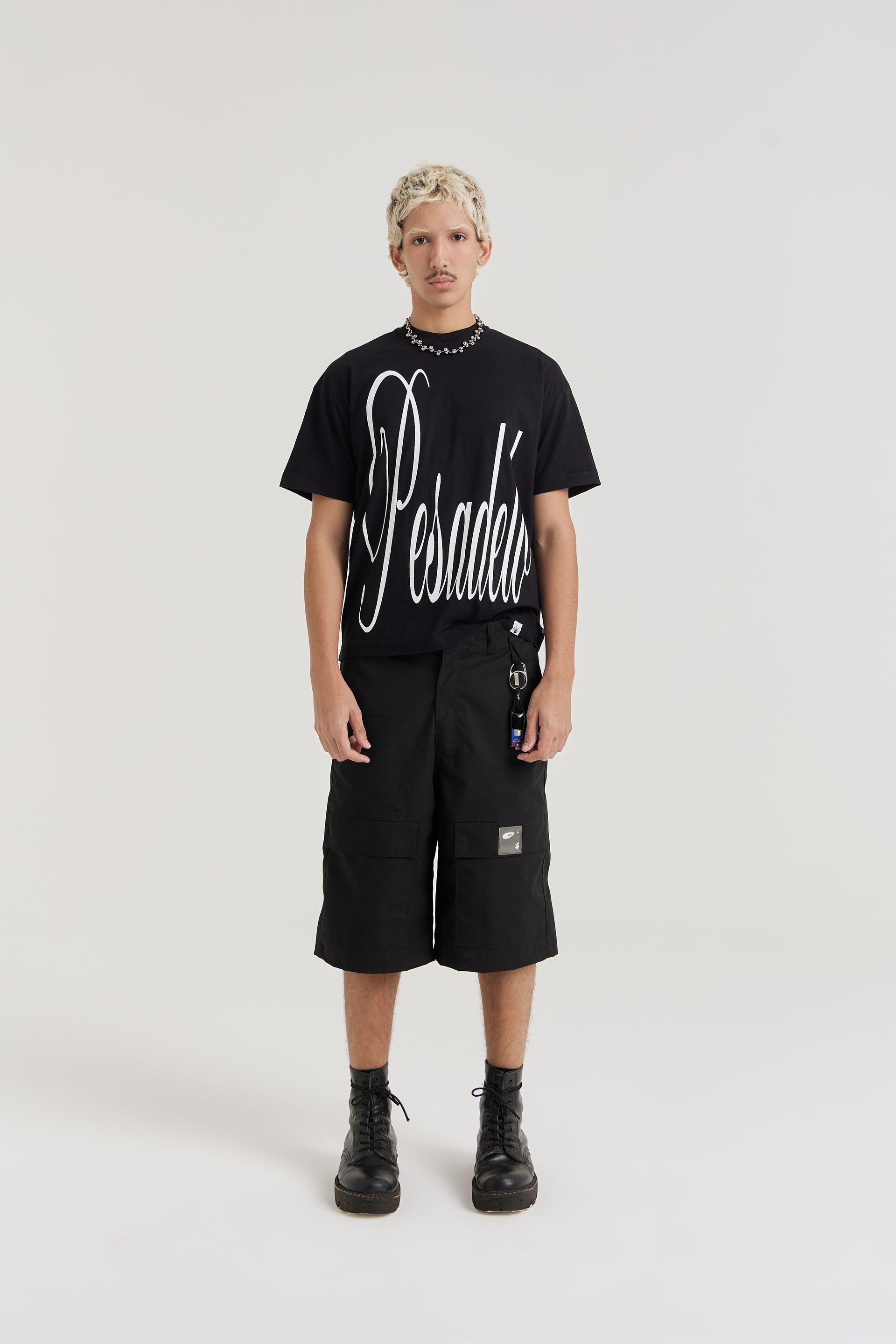 Camiseta Boxy Pesadelo dos Emocionados Preta - PP