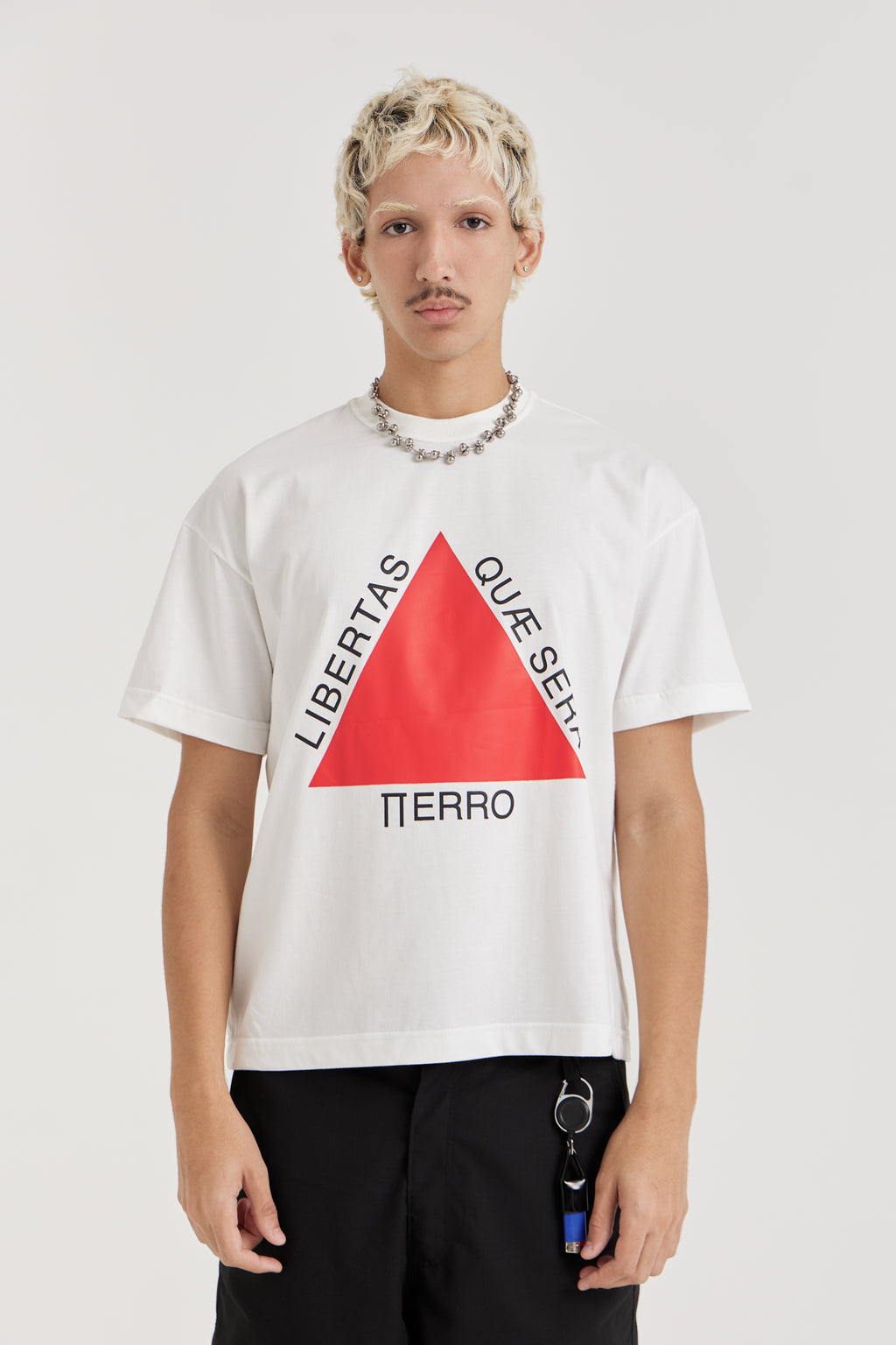 Camiseta Boxy Libertas que Será PIERRO branca